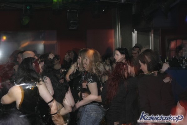 blackegg_0201_l.jpg