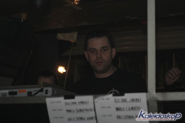 blackegg_0217_l.jpg