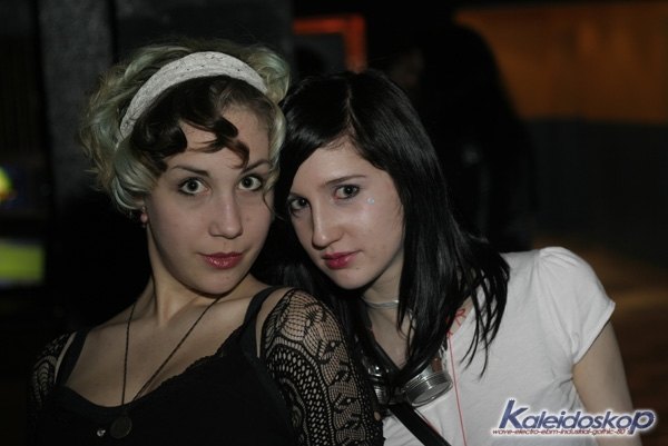 blackegg_0309_l.jpg