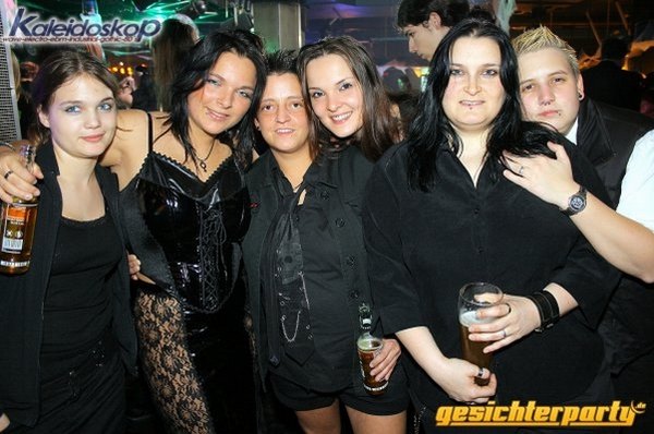 882090_l.jpg