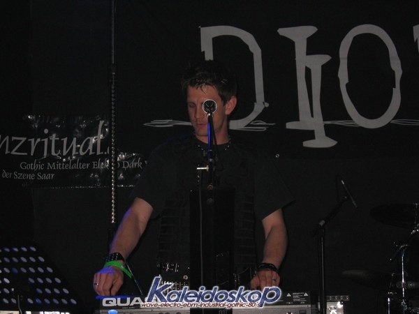 dark_spring43_l.jpg