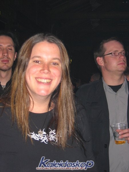 vnvnation19_l.jpg