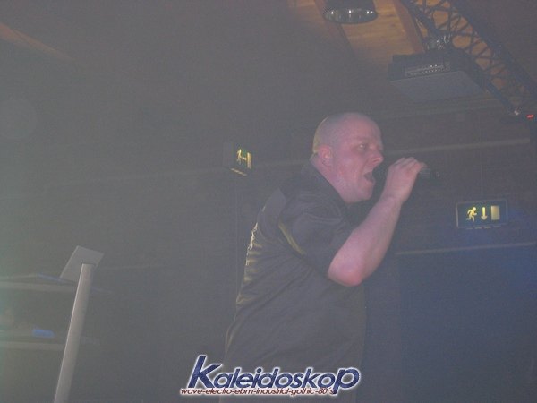 vnvnation39_l.jpg