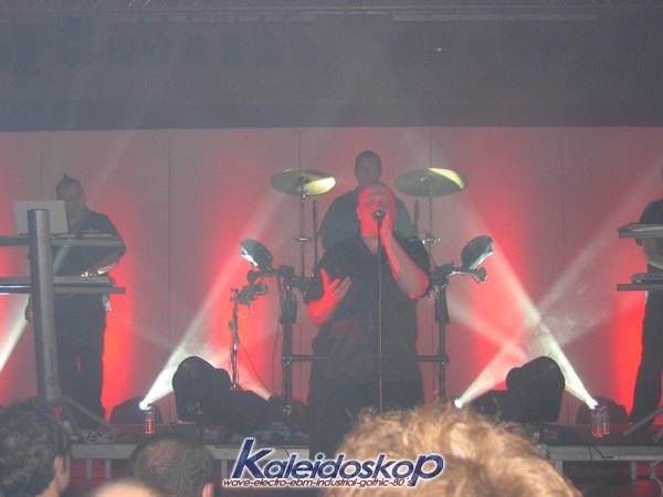 vnvnation49_l.jpg