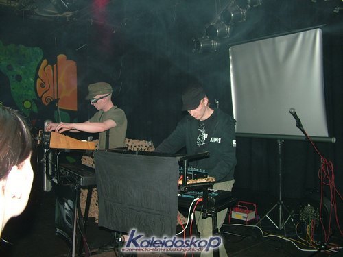 agonoize_002.jpg